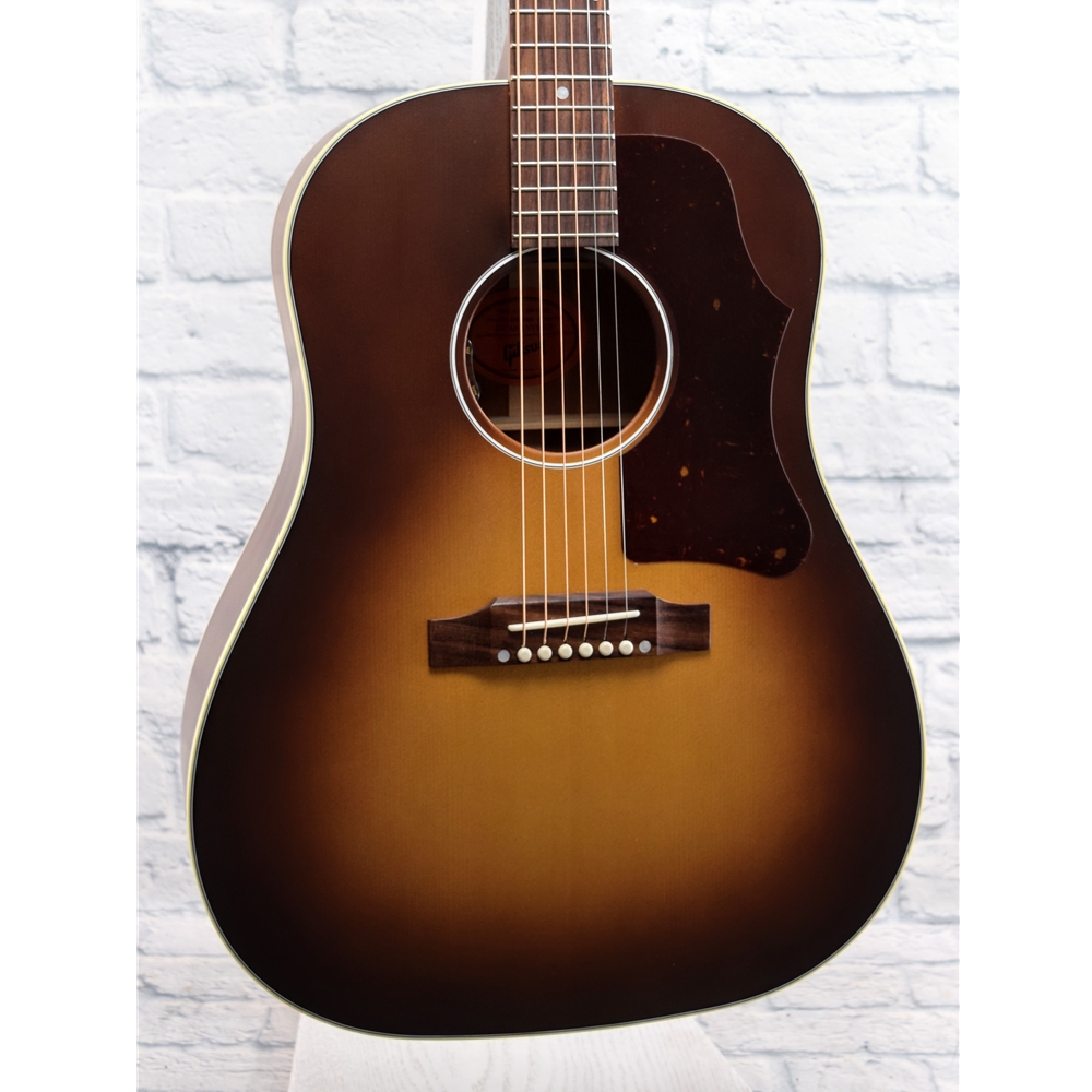 GIBSON J-45 50'S FADED - FADED SUNBURST FADED SUNBURST GIBSON CASE