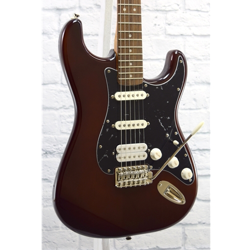 SQUIER CLASSIC VIBE 70S STRATOCASTER HSS - WALNUT