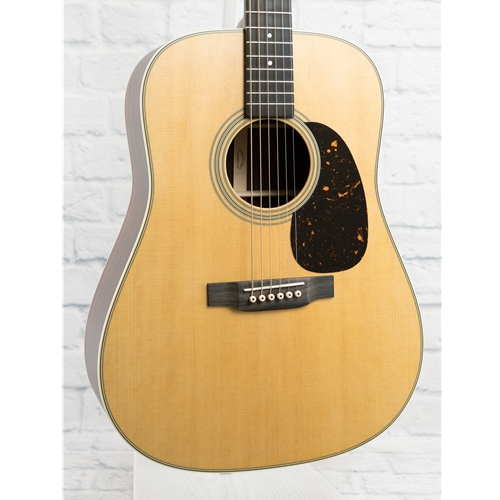 MARTIN D-28 SATIN