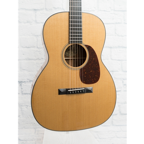 COLLINGS 0001 CUSTOM- PECAN