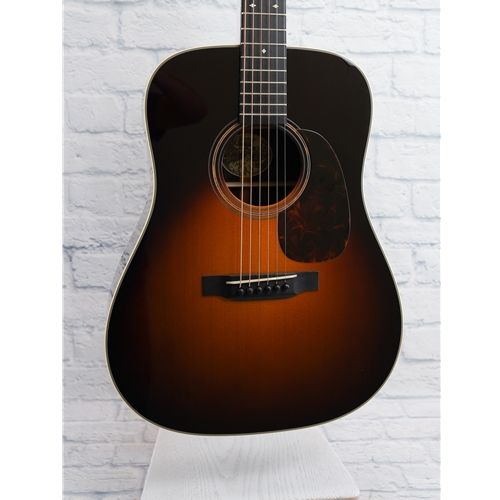 COLLINGS D2A HILL COUNTRY GUITAR SUNBURST FULL GLOSS