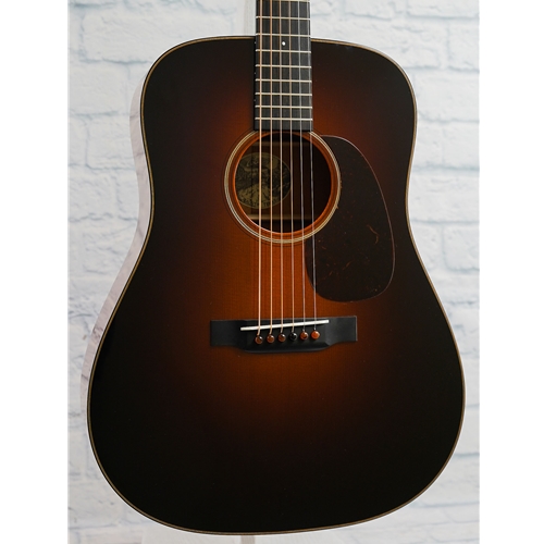 COLLINGS D1TSB- BAKED SITKA TOP- SUNBURST